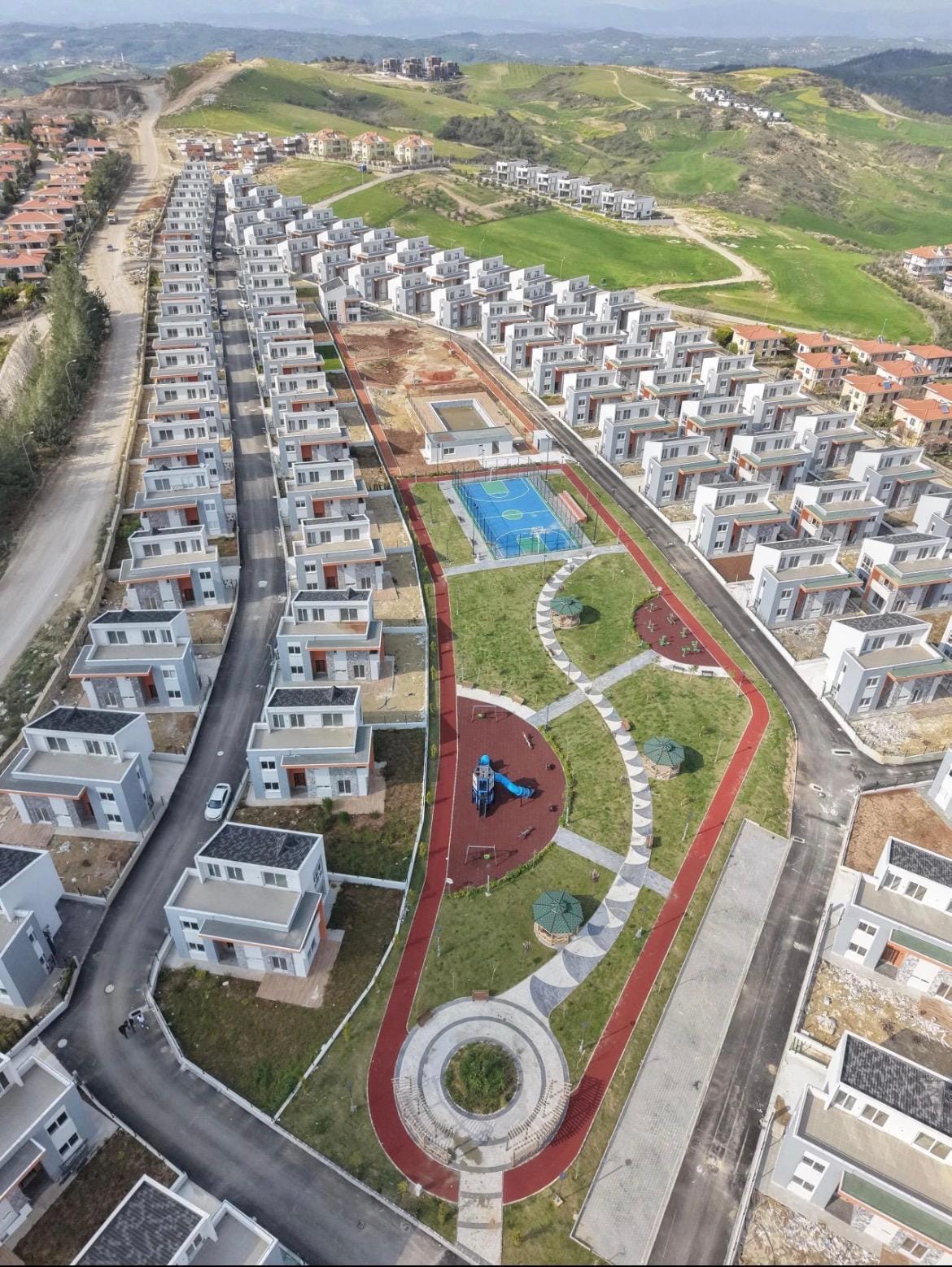 Adana Şambayadı anahtar teslim lüks villa projesi dış cephe uygulaması.